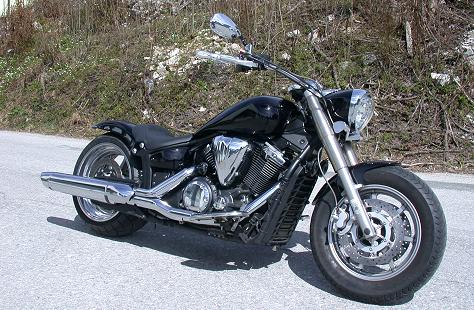 Yamaha XVS 1300 Midnight Star Dragon